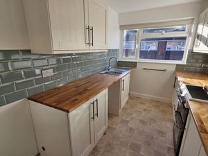 Kitchen- click for photo gallery